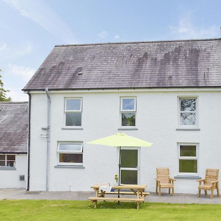 Typicca Farmhouse Brechfa Exterior photo